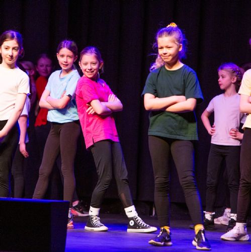 WaltonHolymoorsidePrimary-3